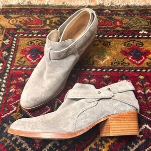 Light grey suede Rag and Bone booties size 38